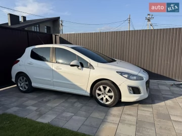 Авто Peugeot 308 2012 № 7811872