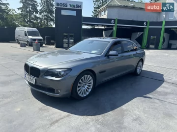 Авто BMW 7 Series 2011 № 7812004