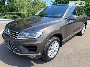 Авто Volkswagen Touareg 2017 № 7812019