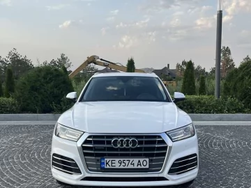 Авто Audi Q5 2019 № 7812083