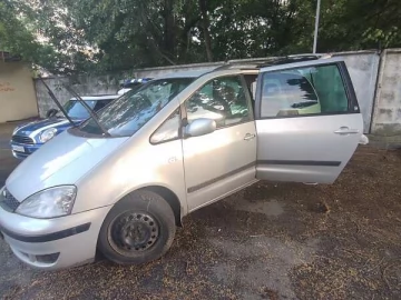 Авто Ford Galaxy 2001 № 7812088