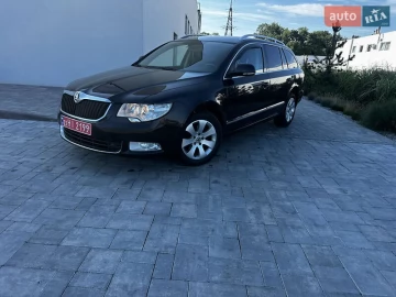 Авто Skoda Superb 2010 № 7812216