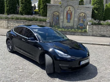 Авто Tesla Model 3 2020 № 7812304