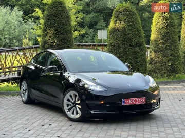 Авто Tesla Model 3 2022 № 7812305