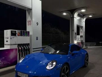 Авто Porsche 911 2021 № 7812333