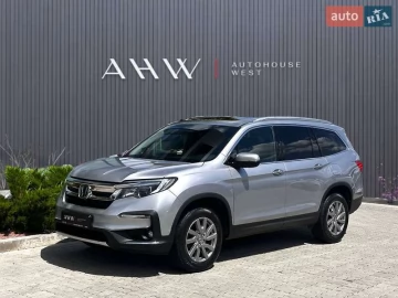 Авто Honda Pilot 2018 № 7812401