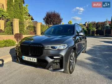 Авто BMW X7 2021 № 7812409