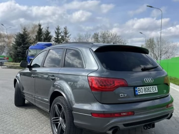 Авто Audi Q7 2011 № 7812486