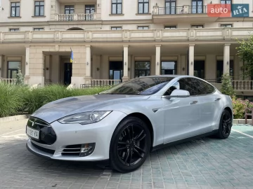 Авто Tesla Model S 2014 № 7812554