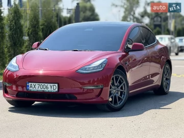 Авто Tesla Model 3 2019 № 7812665