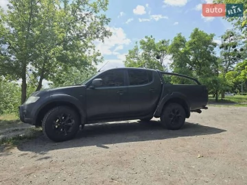Авто Mitsubishi L 200 2012 № 7812730