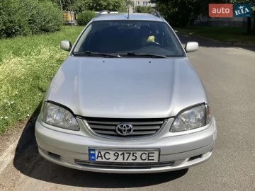 Авто Toyota Avensis 2001 № 7812806