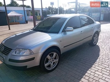 Авто Volkswagen Passat 2001 № 7812820