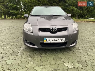 Авто Toyota Auris 2007 № 7812833