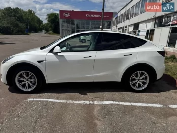 Авто Tesla Model Y 2021 № 7812878