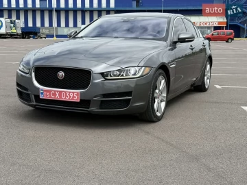 Авто Jaguar Xe 2017 № 7812981