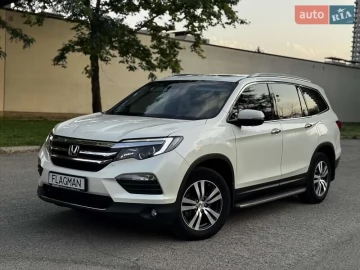Авто Honda Pilot 2017 № 7813130