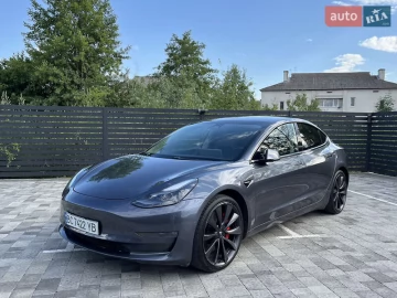 Авто Tesla Model 3 2020 № 7813297