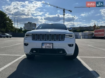 Авто Jeep Grand Cherokee 2019 № 7813306