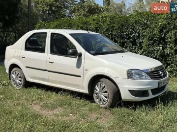 Авто Renault Logan 2010 № 7813334