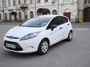 Авто Ford Fiesta 2012 № 7813351