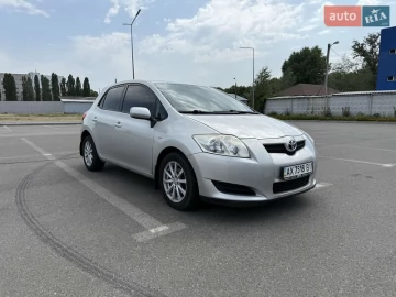 Авто Toyota Auris 2008 № 7813394