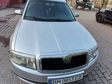 Авто Skoda Superb 2002 № 7813484