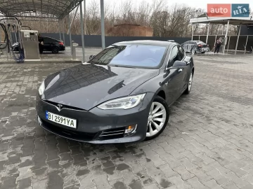 Авто Tesla Model S 2018 № 7813658
