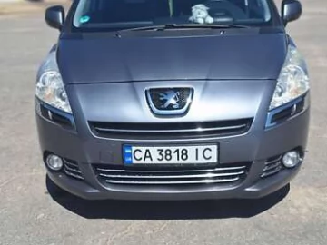 Авто Peugeot 5008 2011 № 7813713