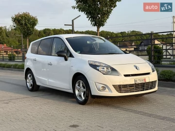 Авто Renault Grand Scenic 2011 № 7813738