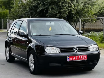 Авто Volkswagen Golf 2002 № 7813784