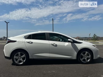 Авто Chevrolet Volt 2017 № 7813836