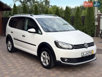 Авто Volkswagen Touran 2011 № 7813944