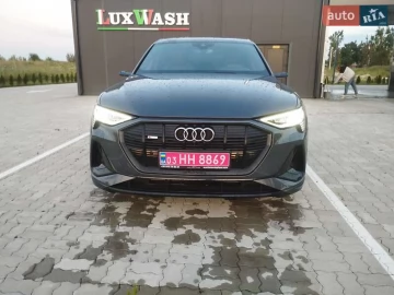 Авто Audi E-Tron S Sportback 2021 № 7813956
