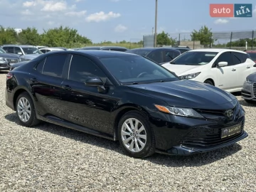 Авто Toyota Camry 2019 № 7813998