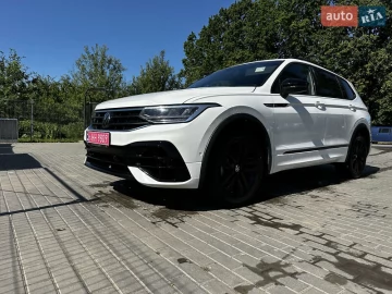 Авто Volkswagen Tiguan 2022 № 7814003