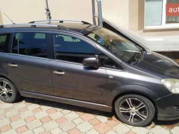 Авто Opel Zafira 2010 № 7814133