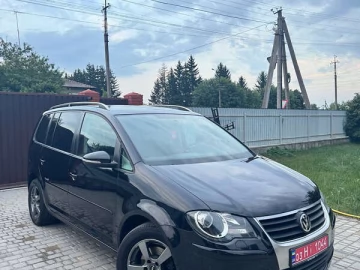 Авто Volkswagen Touran 2010 № 7814139
