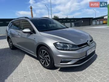 Авто Volkswagen Golf 2018 № 7814159