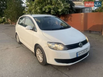 Авто Volkswagen Golf Plus 2012 № 7814253