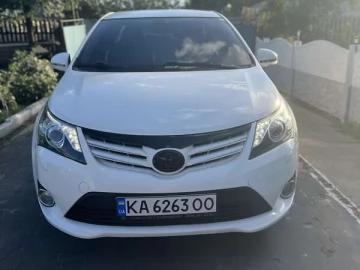 Авто Toyota Avensis 2012 № 7814273