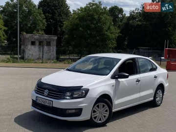 Авто Volkswagen Polo 2019 № 7814358