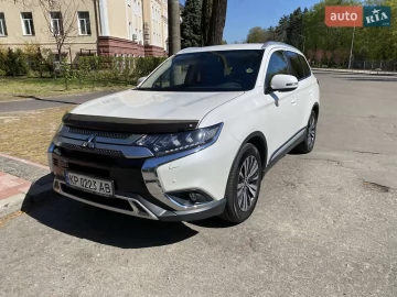 Авто Mitsubishi Outlander 2019 № 7814443