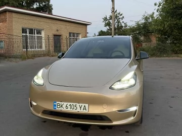 Авто Tesla Model Y 2023 № 7814600