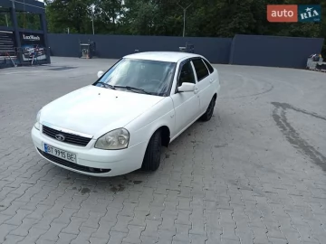 Авто ВАЗ 2172 Priora 2009 № 7814609