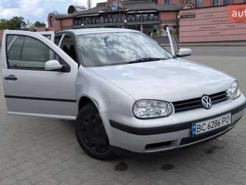 Авто Volkswagen Golf 2000 № 7814610