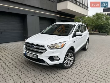 Авто Ford Kuga 2017 № 7814735