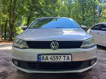 Авто Volkswagen Jetta 2012 № 7814876
