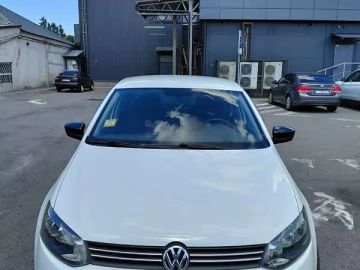 Авто Volkswagen Polo 2014 № 7814885