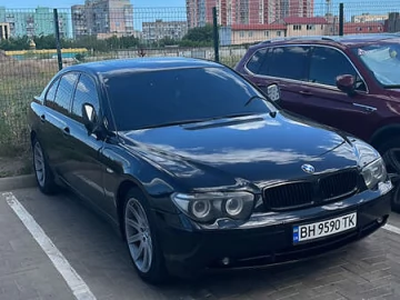 Авто BMW 7 Series 2003 № 7814887